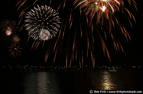 4th of July;celebration;colorful sky;destination;dramatic sky;Excelsior;fireworks;Fourth of July;Independence Day;inspirational;Lake Minnetonka;Minnesota;MN;summer;tourism;Twin Cities lakes;water;night sky