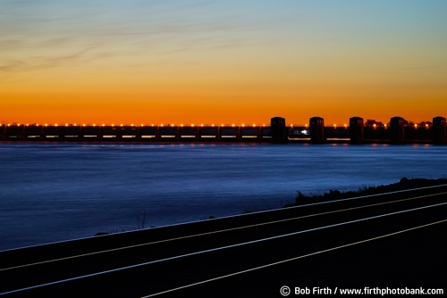 twilight;railroad tracks;night;lights;dusk;colorful sky;peaceful;silhouette;sunset;Wisconsin;Mississippi River;Lock and Dam No. 4, Alma, WI;Mighty Mississippi;Alma Wisconsin;Great River Road