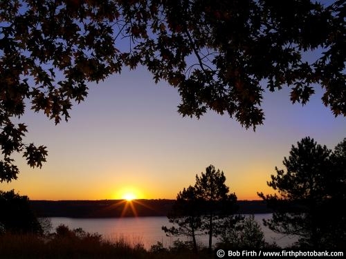 Mississippi River;destination;Great River Road;Mighty Mississippi;MN;Minnesota;peaceful;quiet water;relaxing;upper Mississippi River;solitude;silhouette;bluff country;bluffs;colorful sky;Frontenac State Park MN;Minnesota State Park;morning;river bluffs;sunrise;sun;sunburst;trees;twilight
