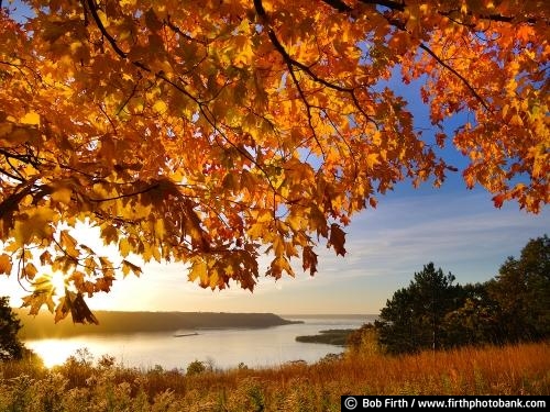 Mississippi River;bluff country;bluffs;Mighty Mississippi;upper Mississippi River;river bluffs;fall;fall color;fall trees;tranquil;sunrise;quiet water;peaceful;MN;Minnesota State Park;Minnesota;Lake Pepin;Frontenac State Park MN