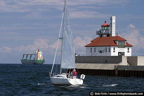 biggest fresh water lake;Duluth Lighthouse;boating;boats;destination;Great Lakes;Lake Superior;largest freshwater lake;Minnesota;MN;North Shore;pier;sailboats;sailing;ship;tourism