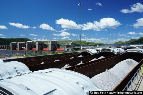 Trempealeau, WI;Wisconsin;barges;gravel;industry;Lock and Dam 6;Mighty Mississippi;Mississippi River;shipping;transportation;water