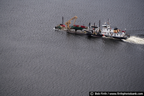 boat;Coast Guard Tugboat;Mighty Mississippi;Mississippi River;transportation;water;overview