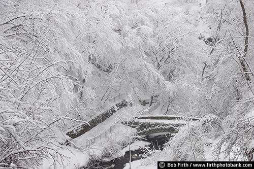 destination;frost;Minnehaha Creek;Minneapolis;Minnehaha Park;Minnesota;MN;Mpls;snow covered trees;tourism;Twin Cities;water;winter;winter wonderland